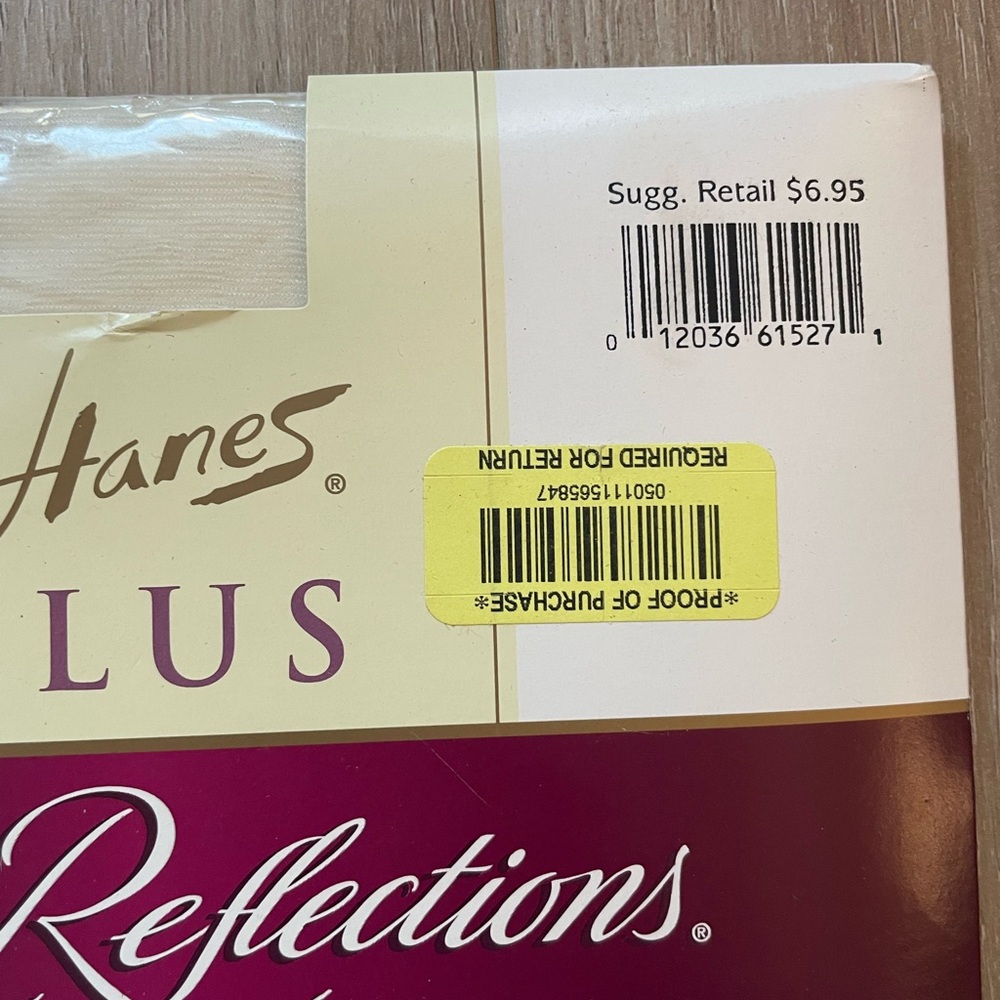 Vintage Hanes Plus Silky Sheer Pantyhose - Pearl - Picture 3 of 5